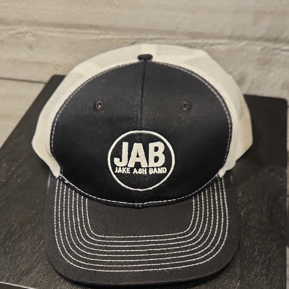 Queensboro JAB Jake Ash Band Black & White Adjustable Hat Good Cond.